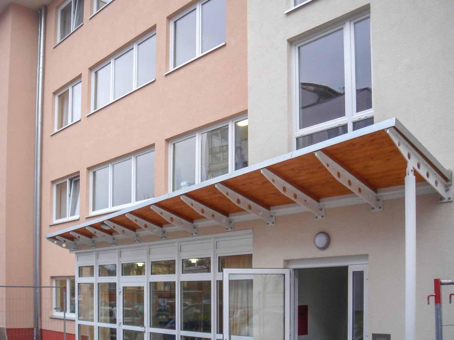 Leistungen von Henschel Stahlbau GmbH & Co. KG