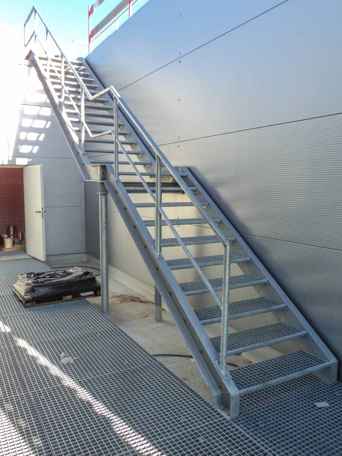 Industrietreppen von Henschel Stahlbau GmbH & Co. KG