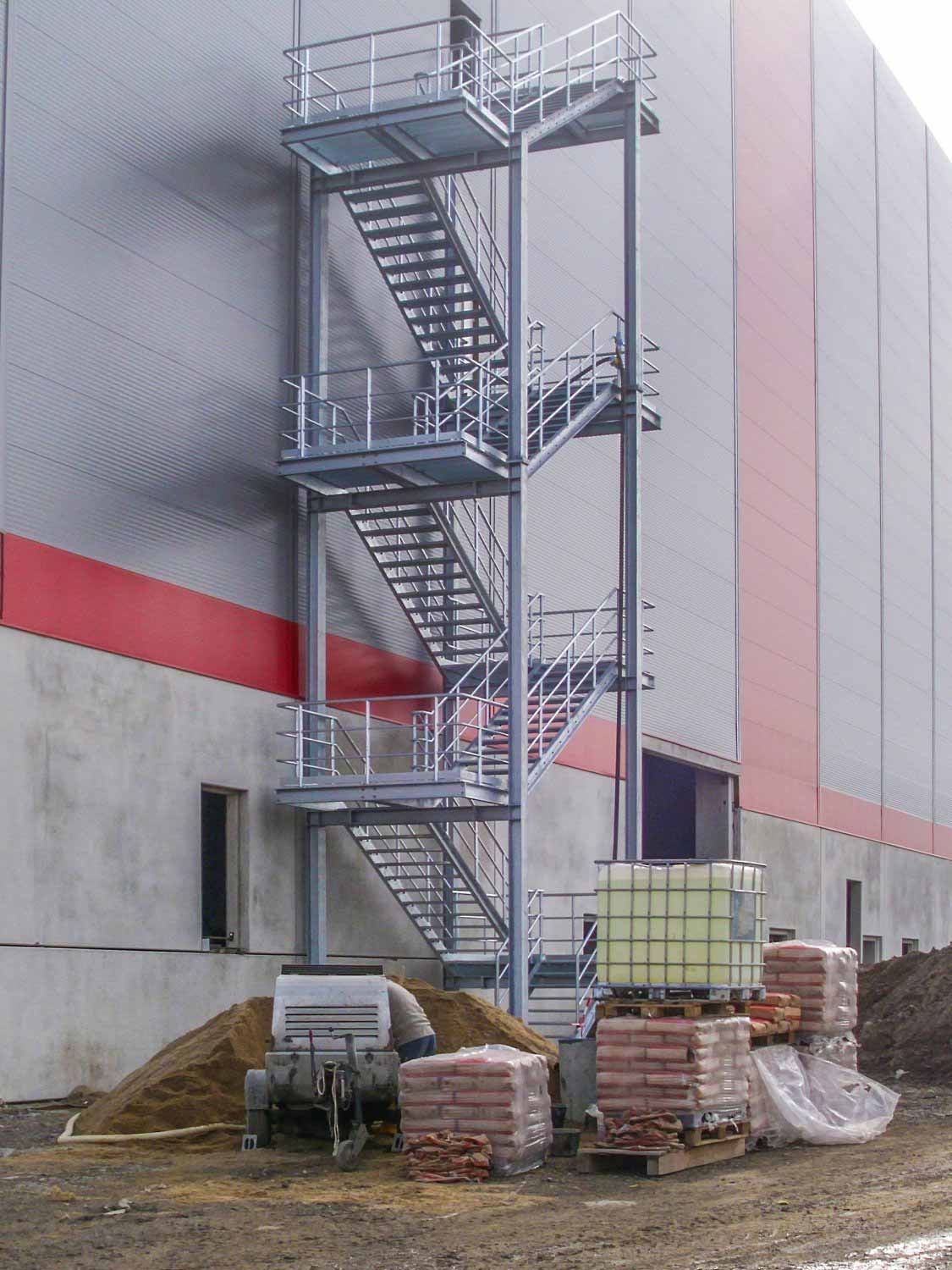 Industrietreppen von Henschel Stahlbau GmbH & Co. KG