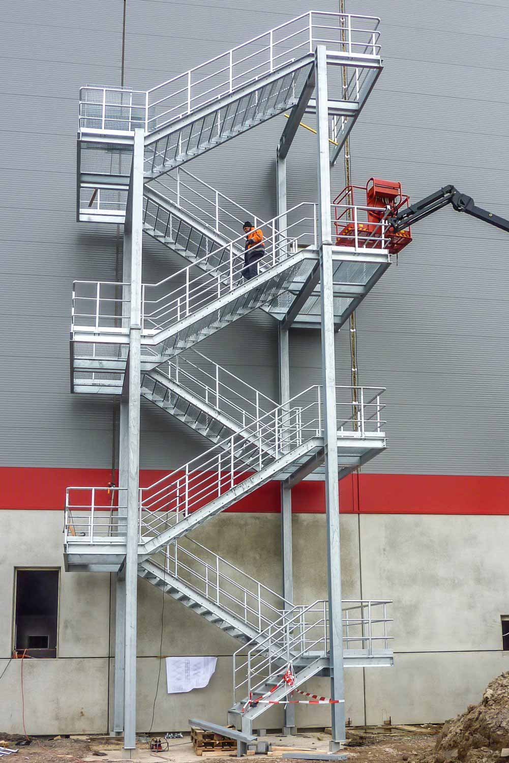 Industrietreppen von Henschel Stahlbau GmbH & Co. KG