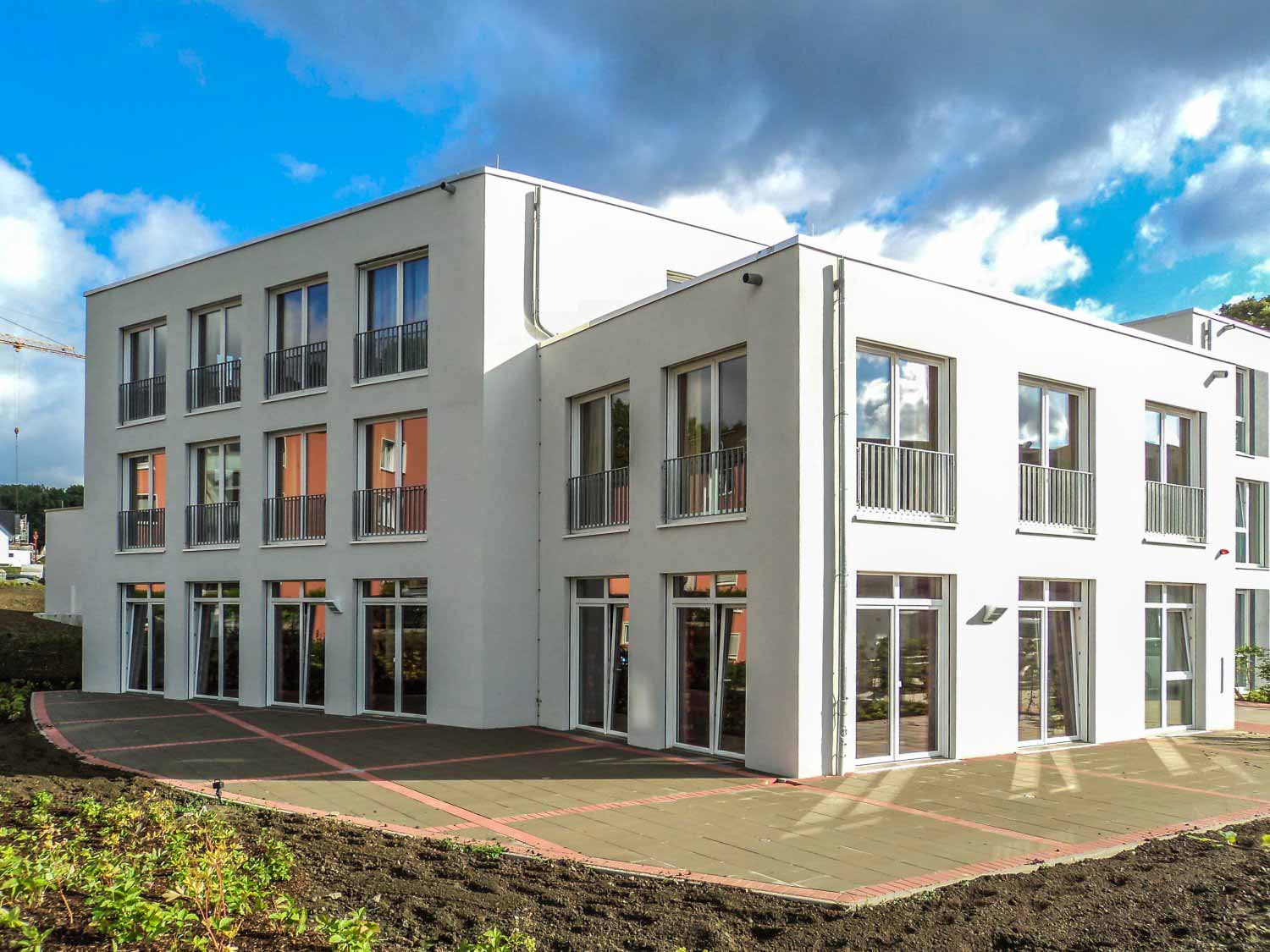 Geländer von Henschel Stahlbau GmbH & Co. KG
