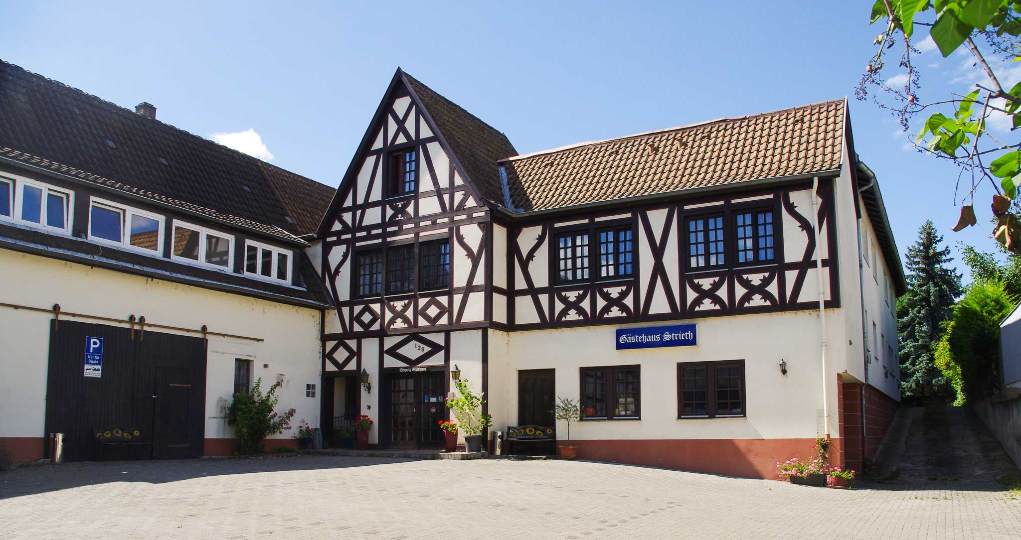 Businesshotel und Preiswertes Hotel in Oestrich-Winkel