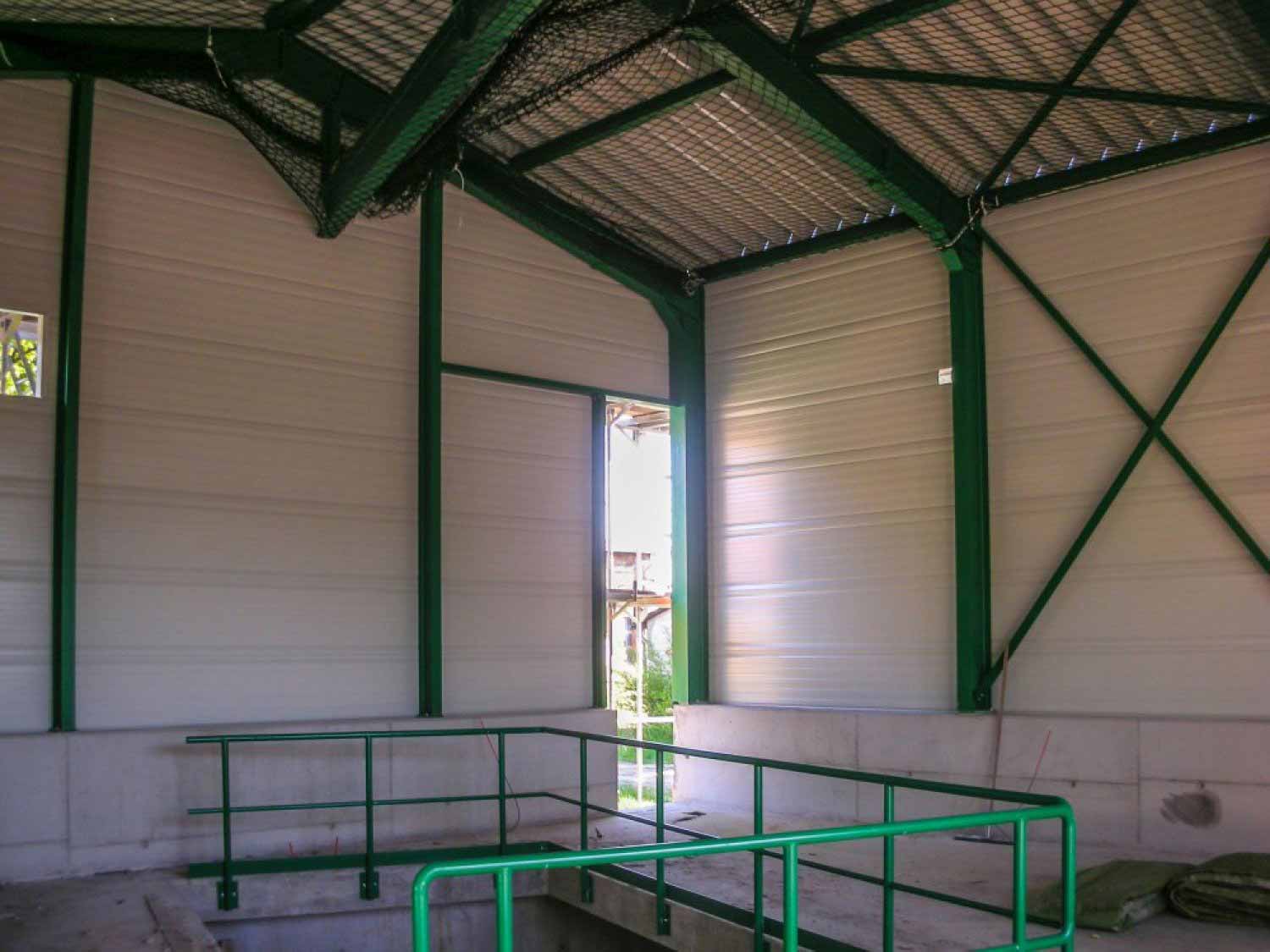 Hallenbau von Henschel Stahlbau GmbH & Co. KG