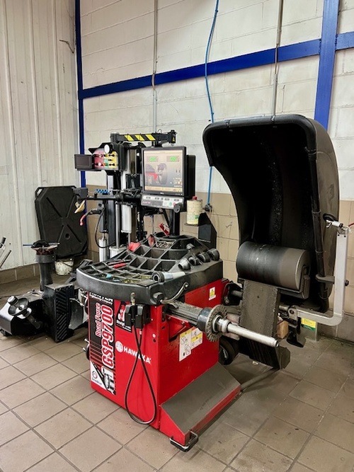 Werner Specht Reifencenter, Autoteile und Zubehör in Spiesen-Elversberg Werkstatt Werner Specht Reifencenter, Autoteile und Zubehör in Spiesen-Elversberg