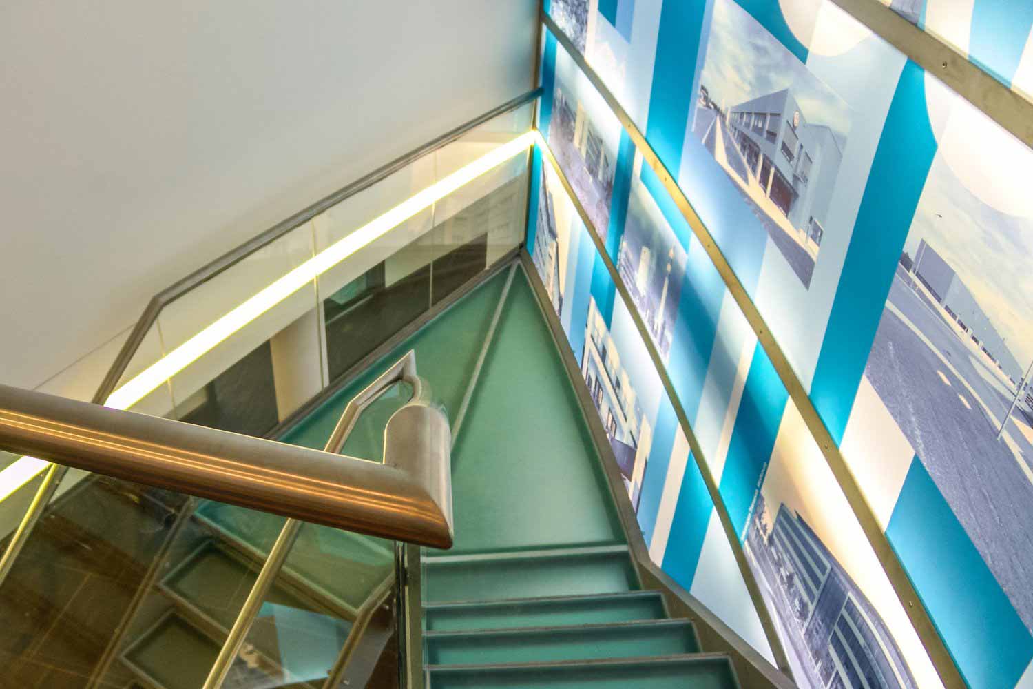 Treppen von Henschel Stahlbau GmbH & Co. KG