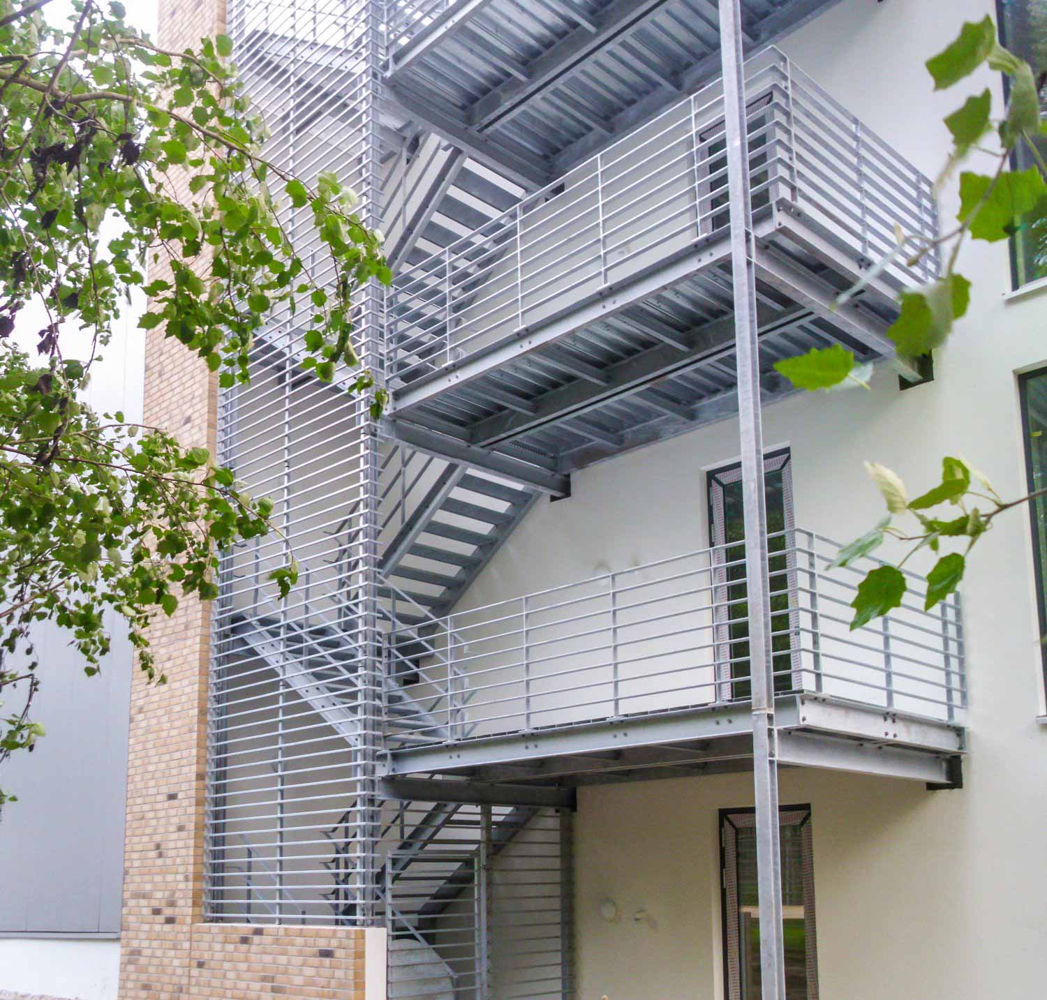 Treppen von Henschel Stahlbau GmbH & Co. KG