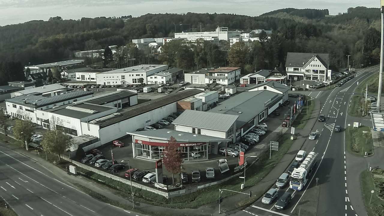 Bild Ansicht von oben auf das Autohaus Wilke in Overath