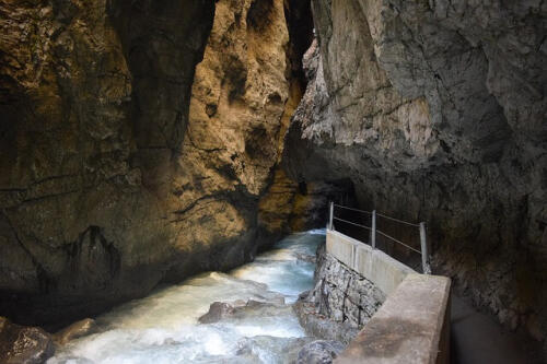 Partnachklamm Garmisch Partenkirchen Familienurlaub