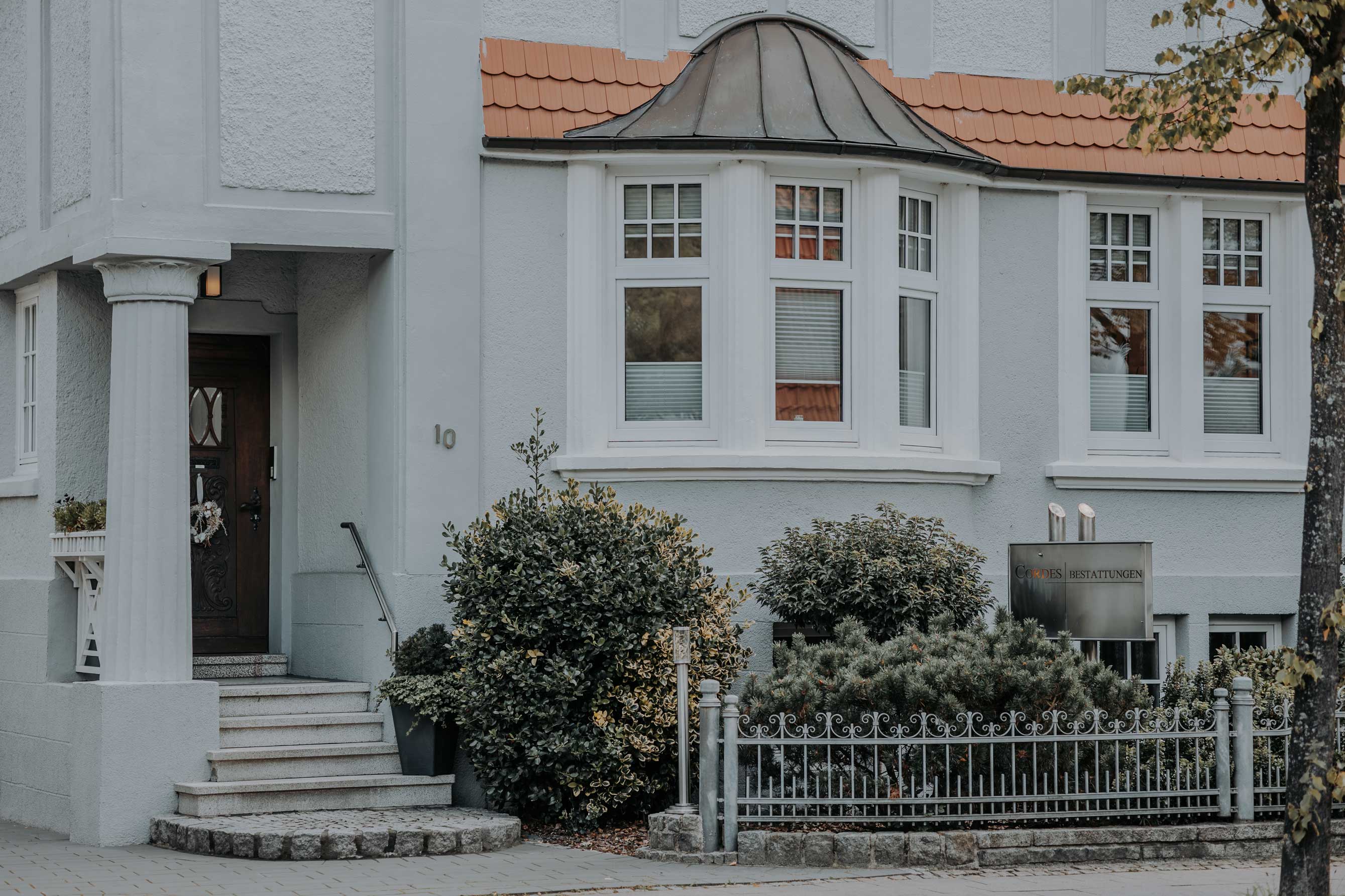 Räumlichkeiten - Cordes Bestattungen oHG