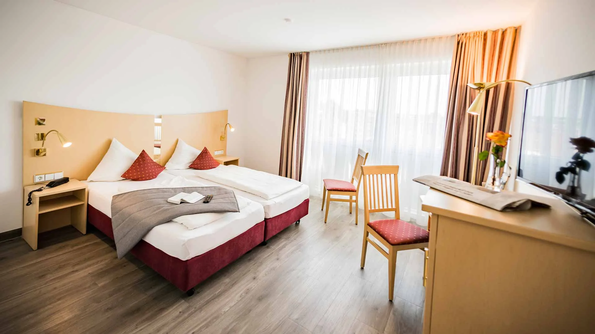 Logo City-Hotel garni Neu-Ulm Logo City-Hotel garni Neu-Ulm