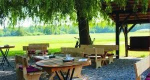 Hinter'm Saustall Hinter'm Saustall