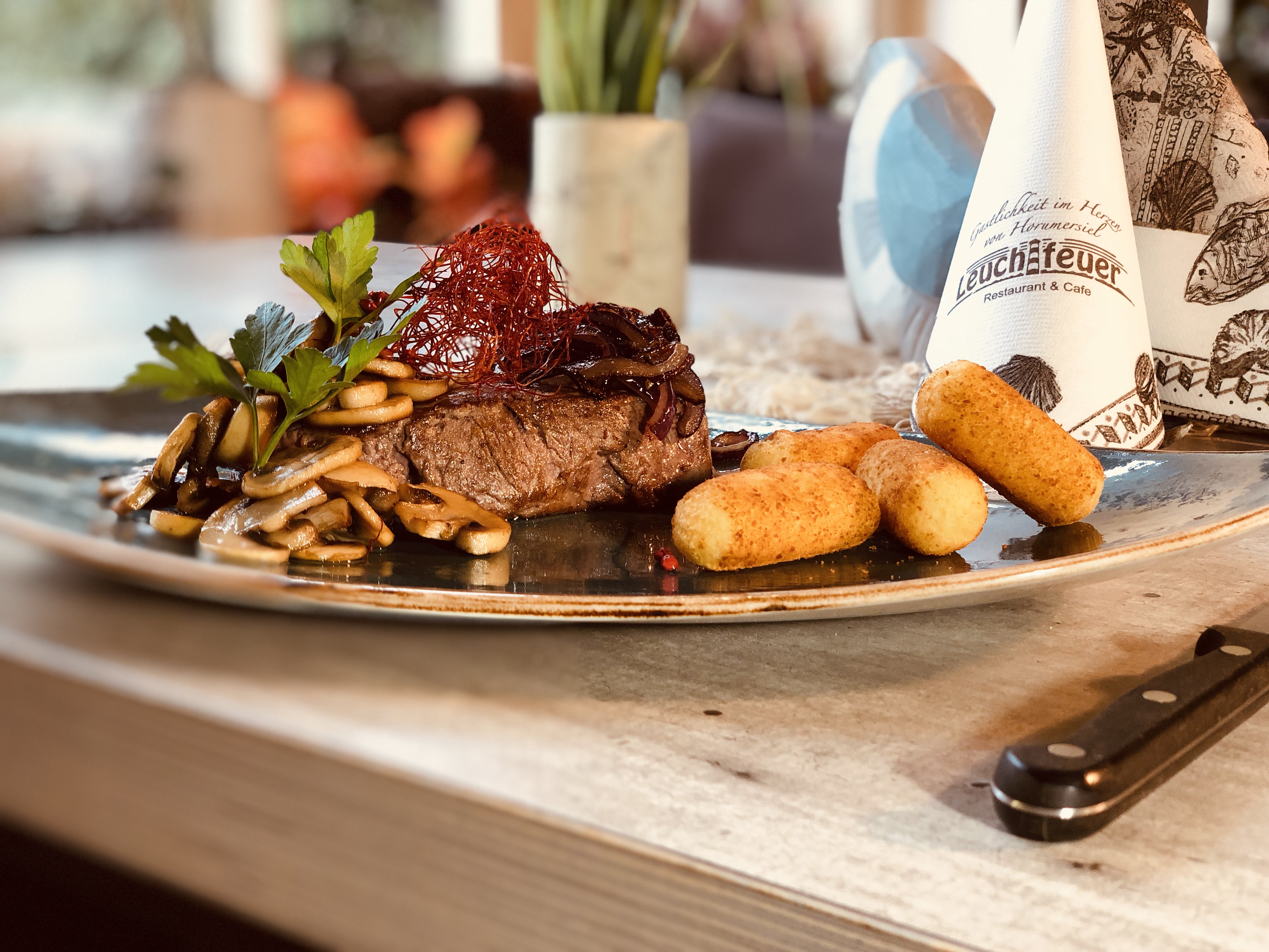 Spezialitäten der Nordsee und Steaks undefined